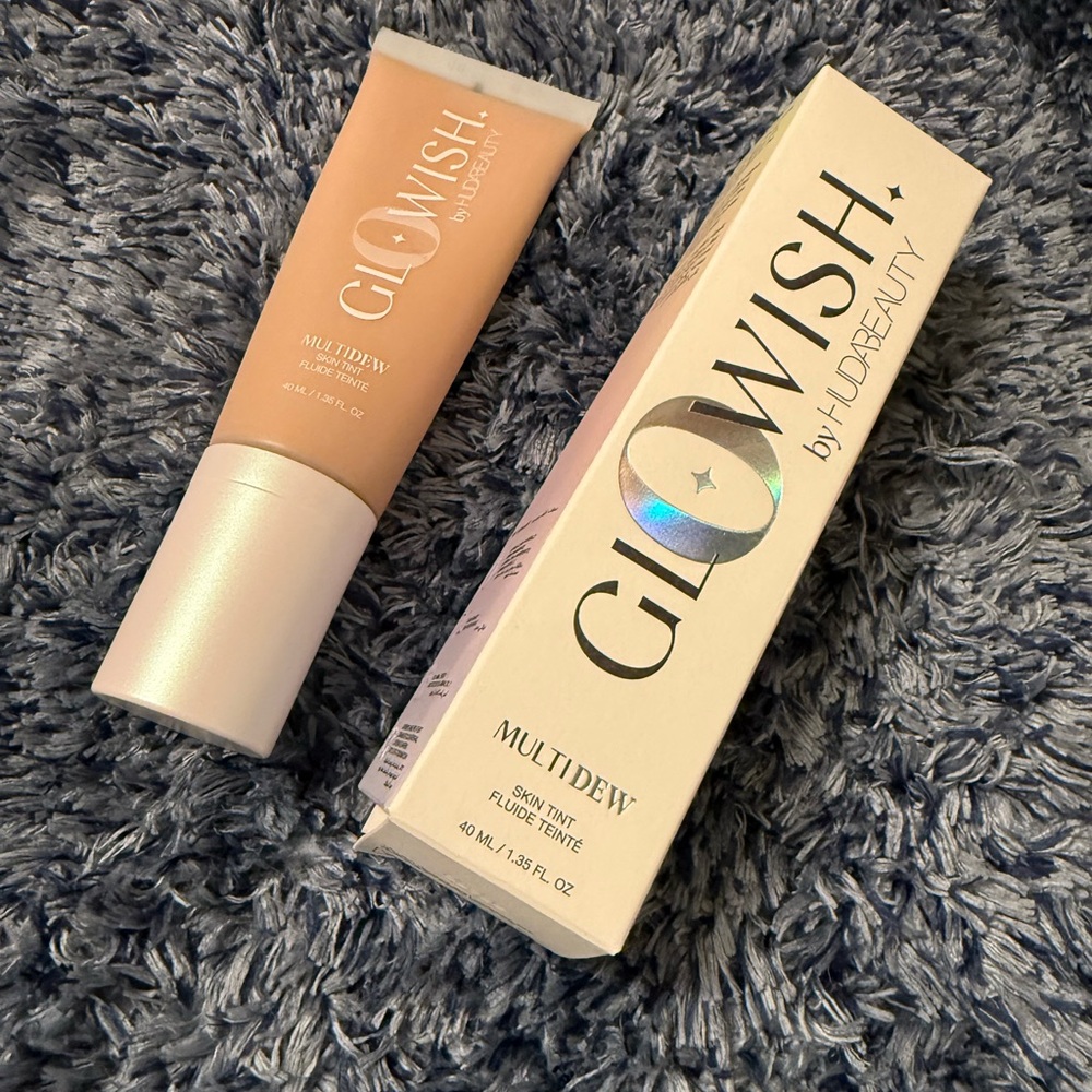 Huda Beauty GloWish MultiDew Skin Tint